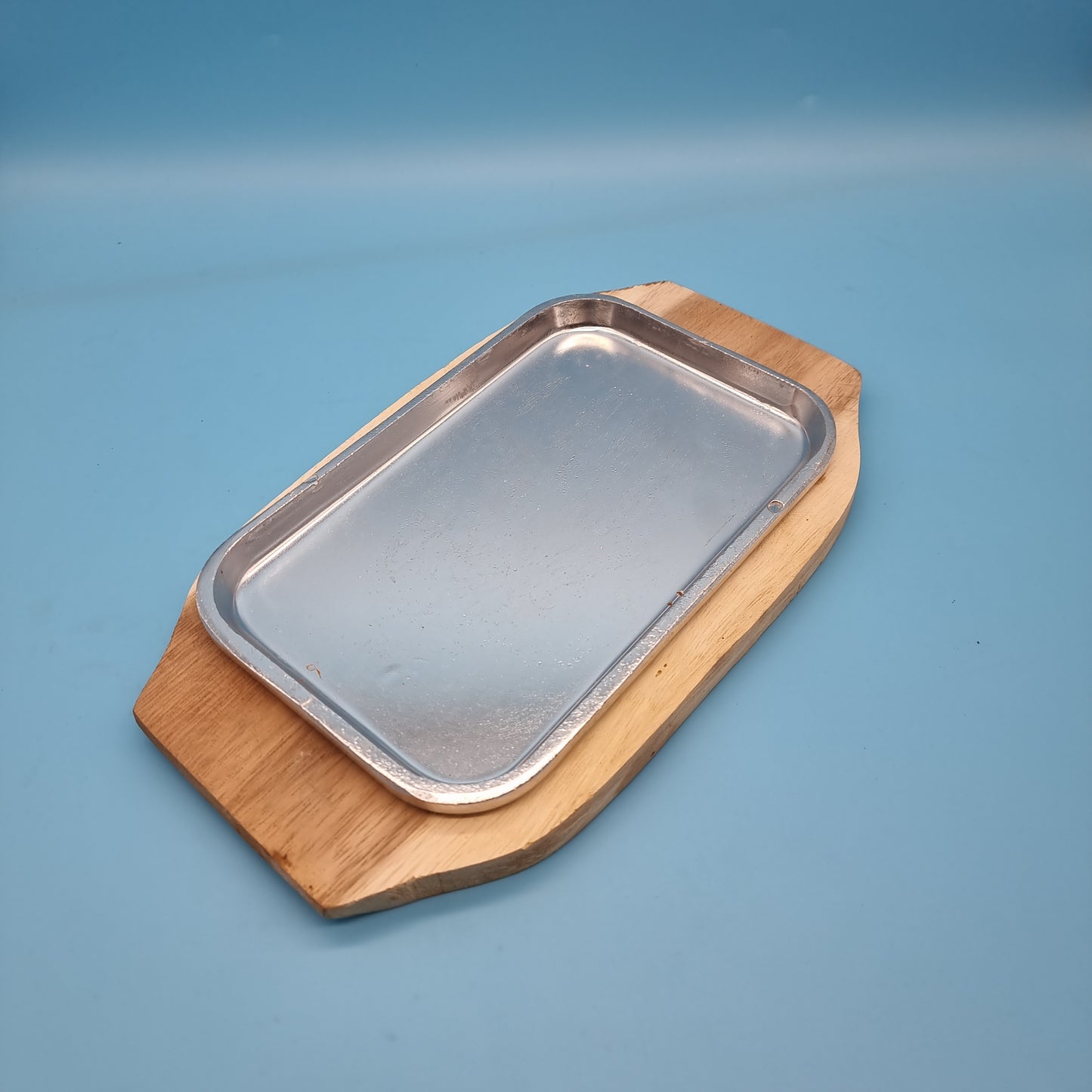 Hot Sizzling Plate + Wooden Base - Rectangular Aluminium