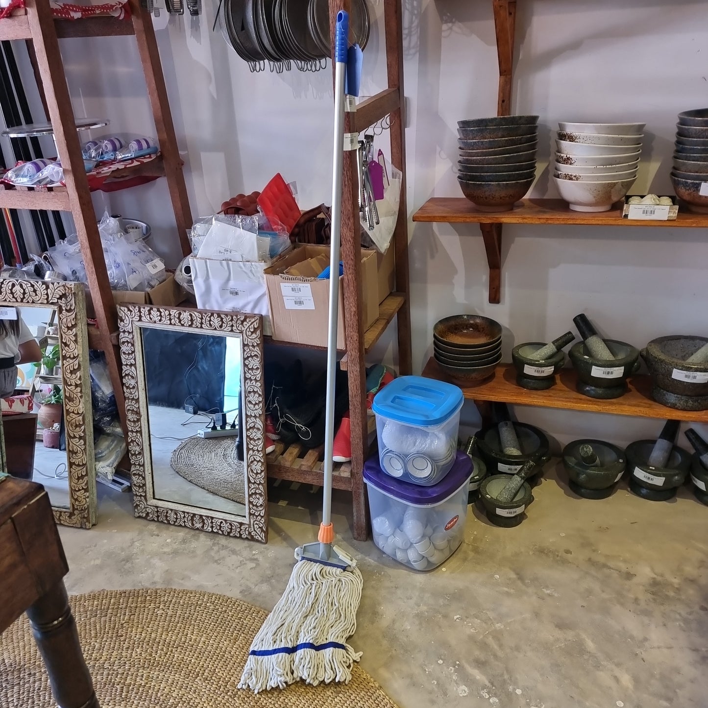 Cotton mop with aluminum handle