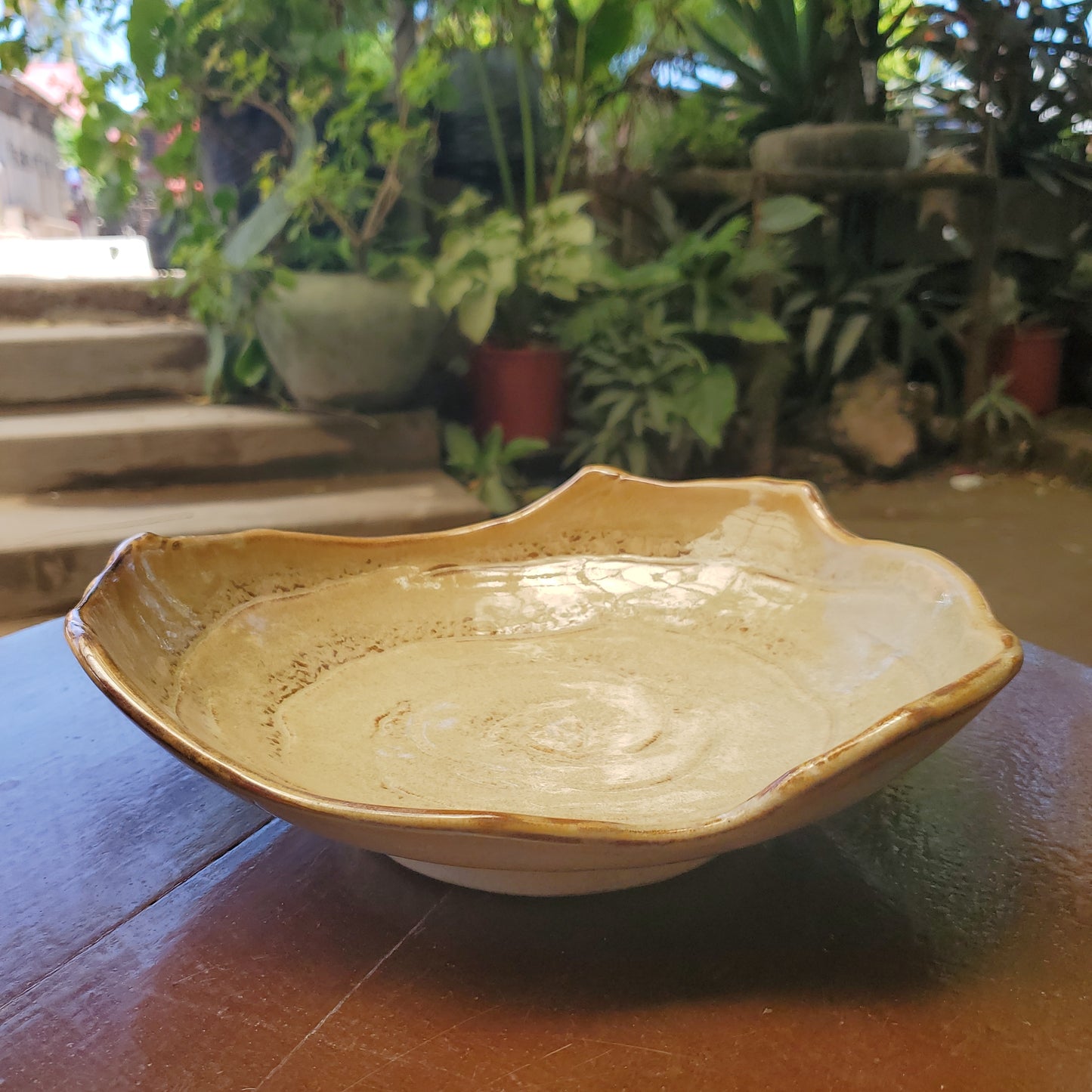 Ceramic Design Plate - Irregular Bowl - White/Brown