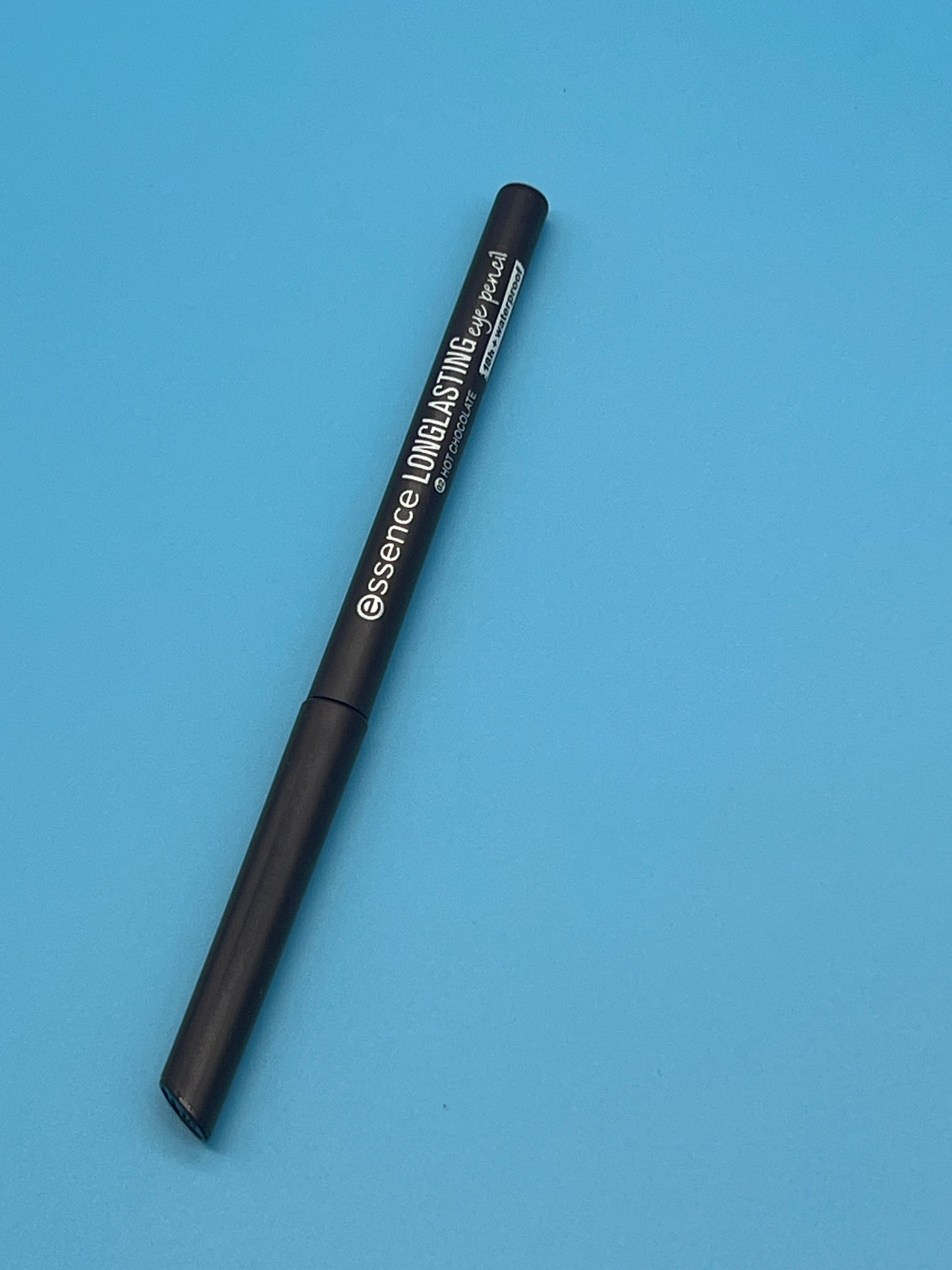 LONG-LASTING eye pencil kajal